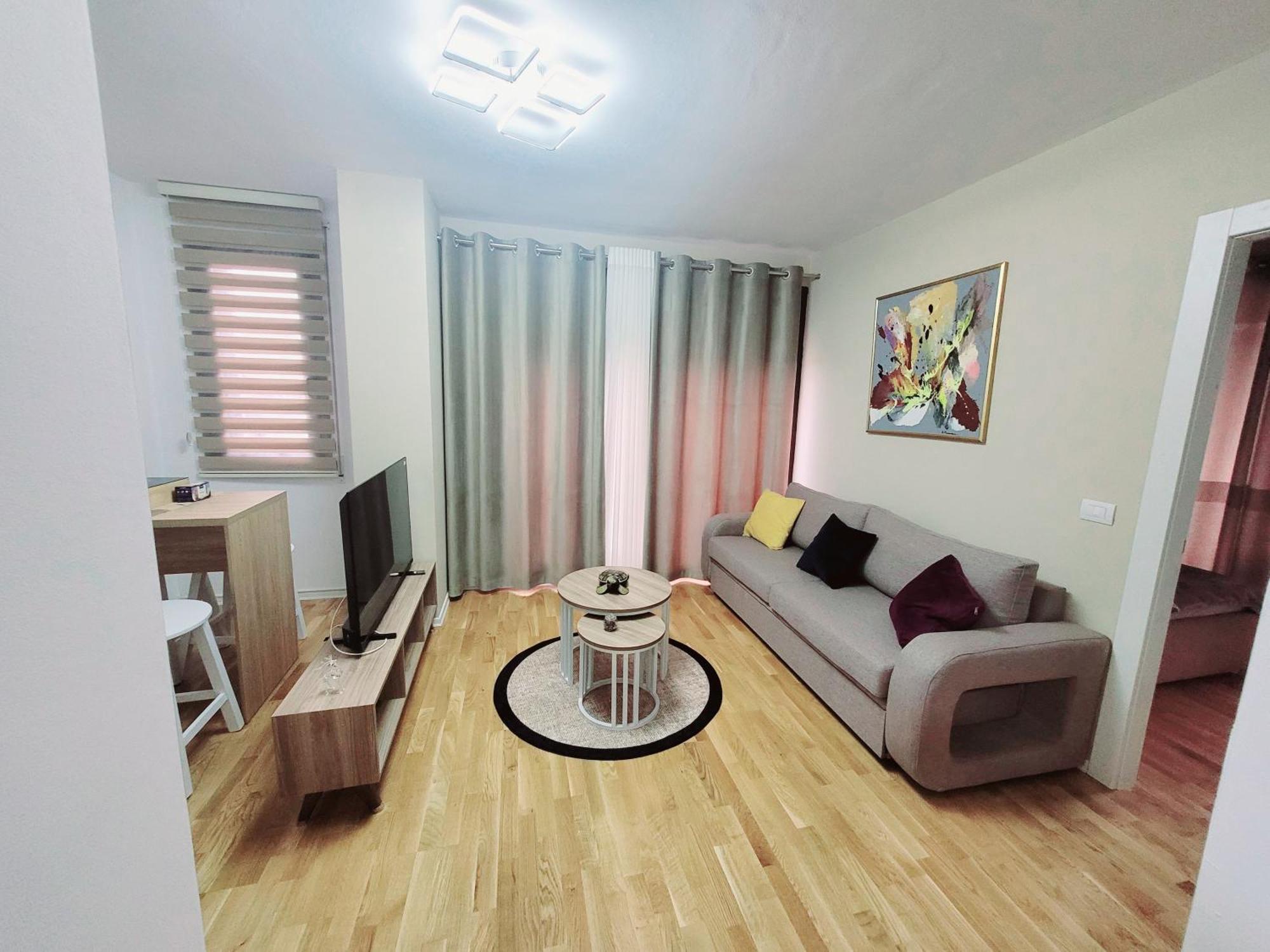 Sui' Apartment Тирана Номер фото